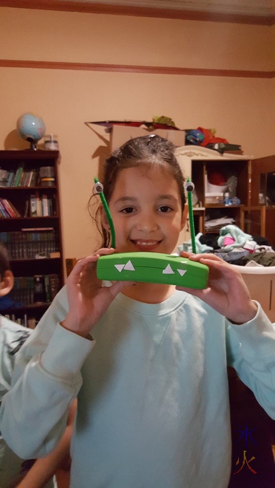 9yo with chompy glasses case