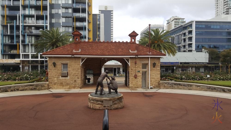 perth-mint-gatehouse-from-inside