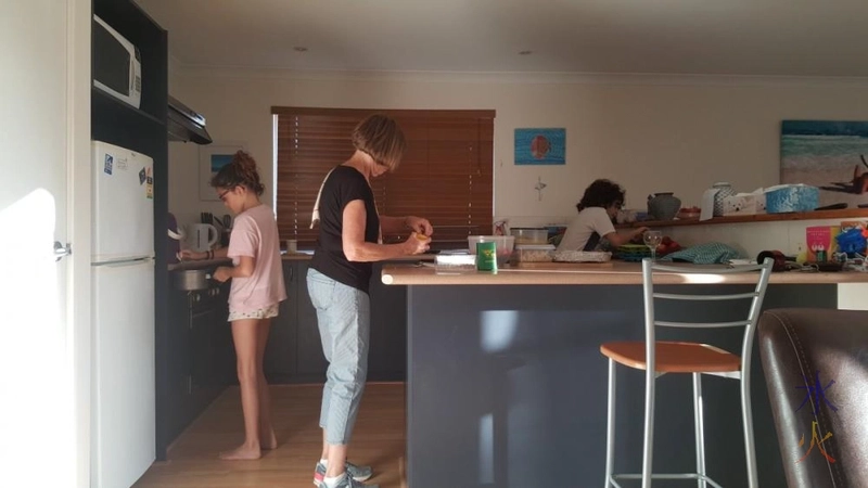 bigs-kitchen-assistance