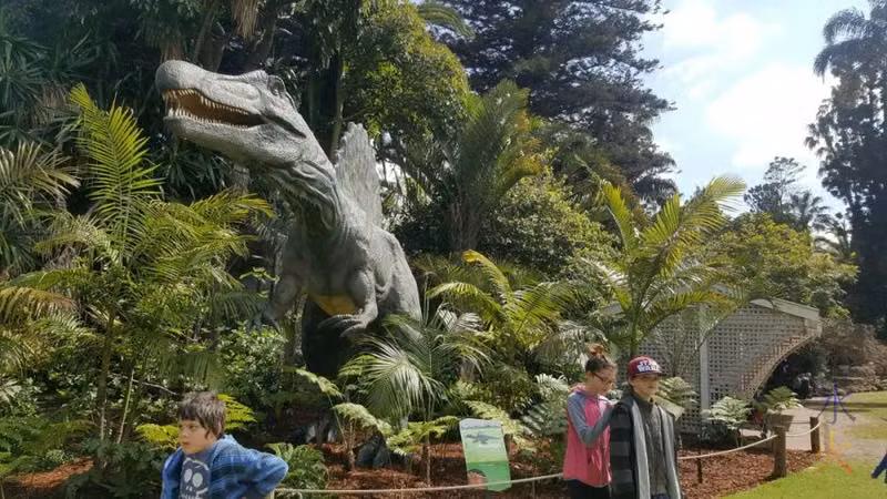 11yo-writing-on-13yo-perth-zoo