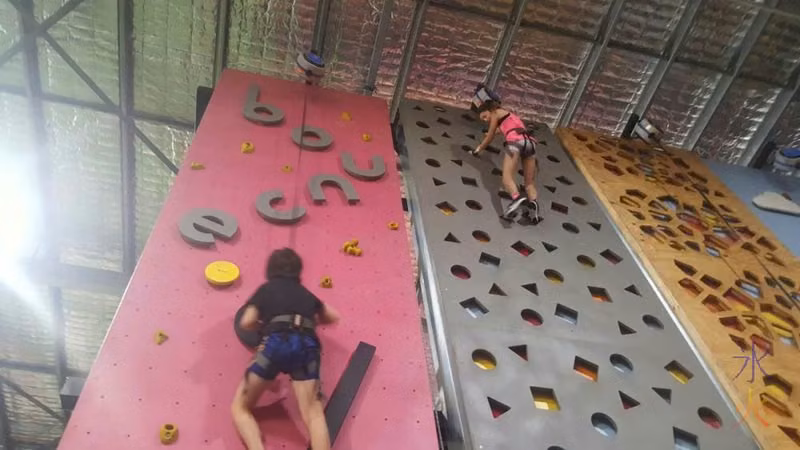 11yo-9yo-latitude