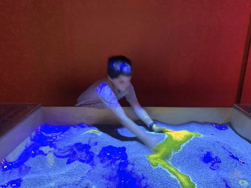 Countour mapping sand play, Scitech, Western Australia