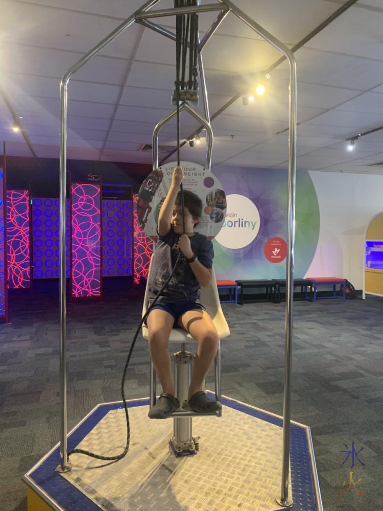 lifting own weight with pulleys, Scitech, Perth, Western Australia