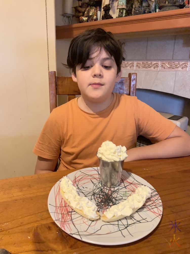 11yo likes bananas and whipped cream