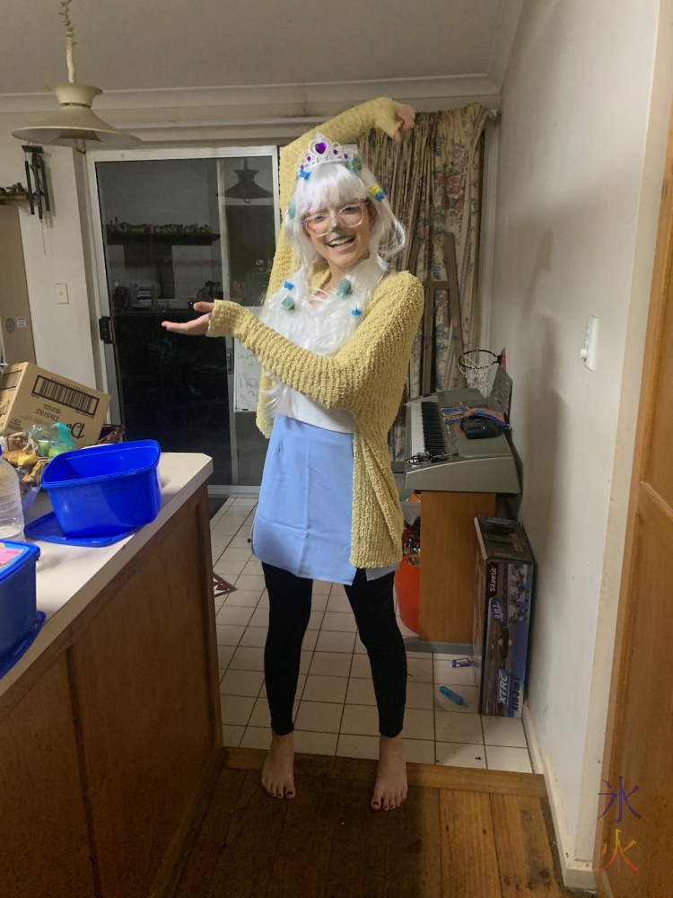 13yo cosplaying Angie Yonaga from Danganronpa