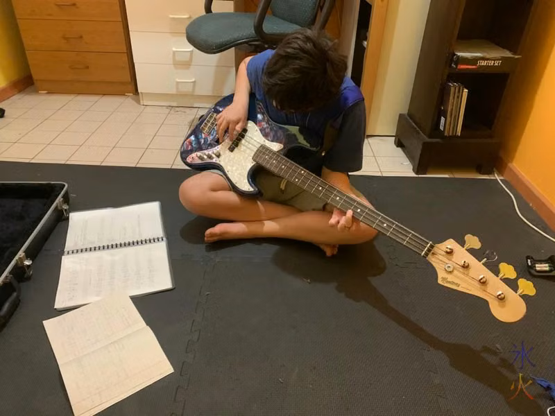 12yo learning how to play bass