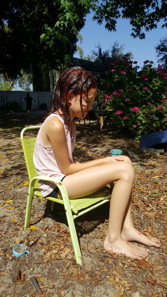 10yo attempting to dye hair with home-made dye