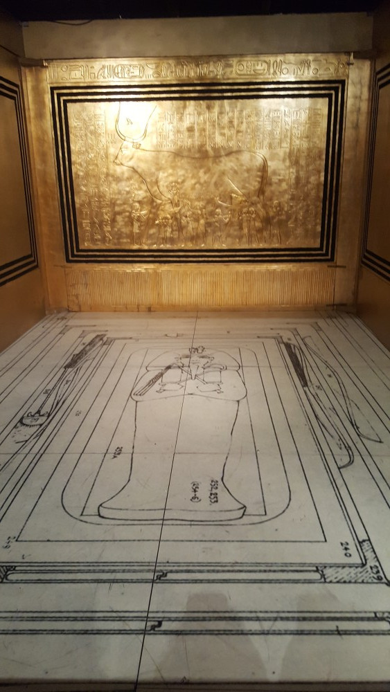 King Tut coffin room with diagram of how the coffins were stacked